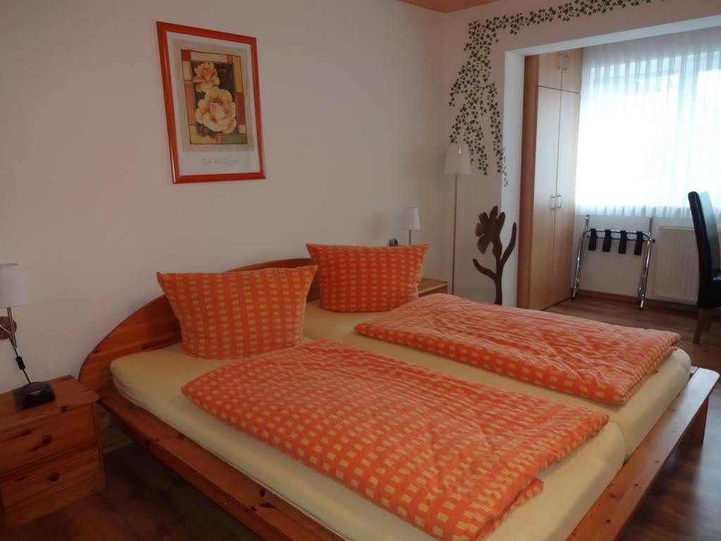 Gastehaus Gluck Wir Haben Immer Eintrittskarten Fur Den Europa-Park Fur Sie! Hotel Rust Kültér fotó