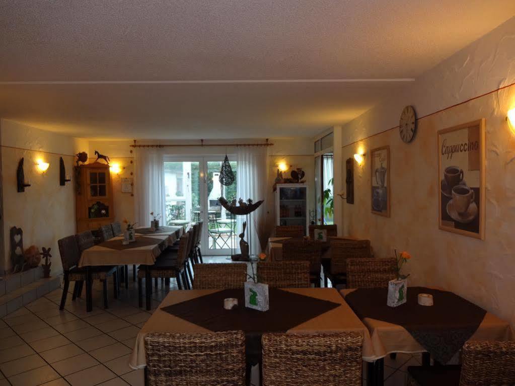 Gastehaus Gluck Wir Haben Immer Eintrittskarten Fur Den Europa-Park Fur Sie! Hotel Rust Kültér fotó