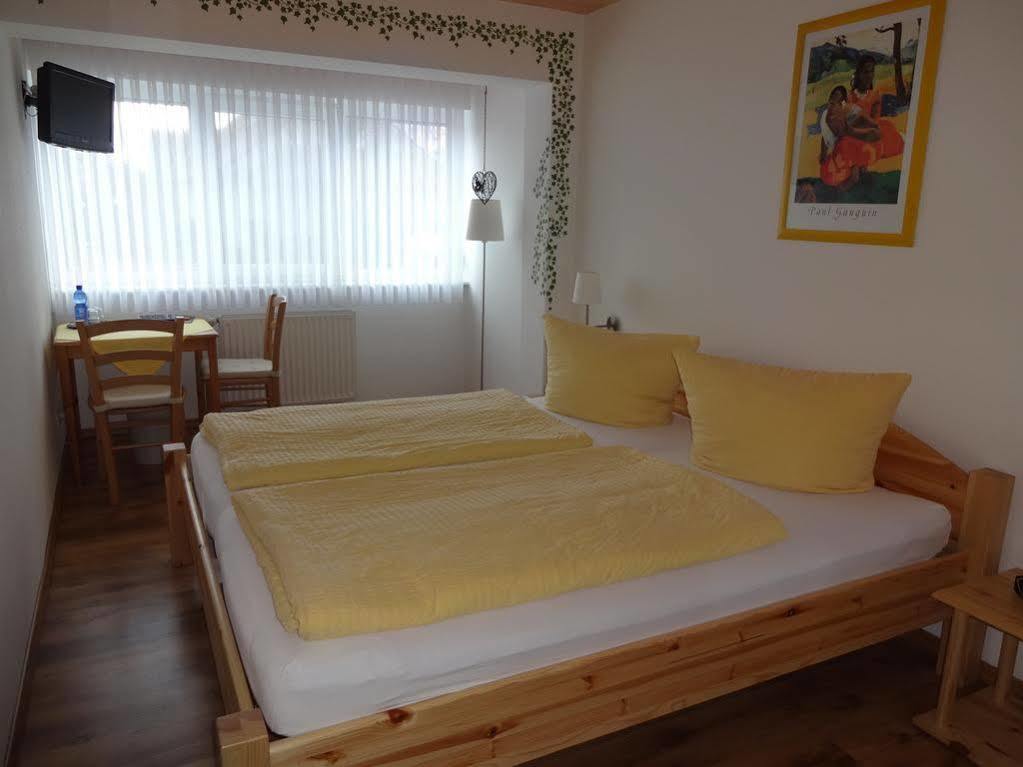 Gastehaus Gluck Wir Haben Immer Eintrittskarten Fur Den Europa-Park Fur Sie! Hotel Rust Kültér fotó