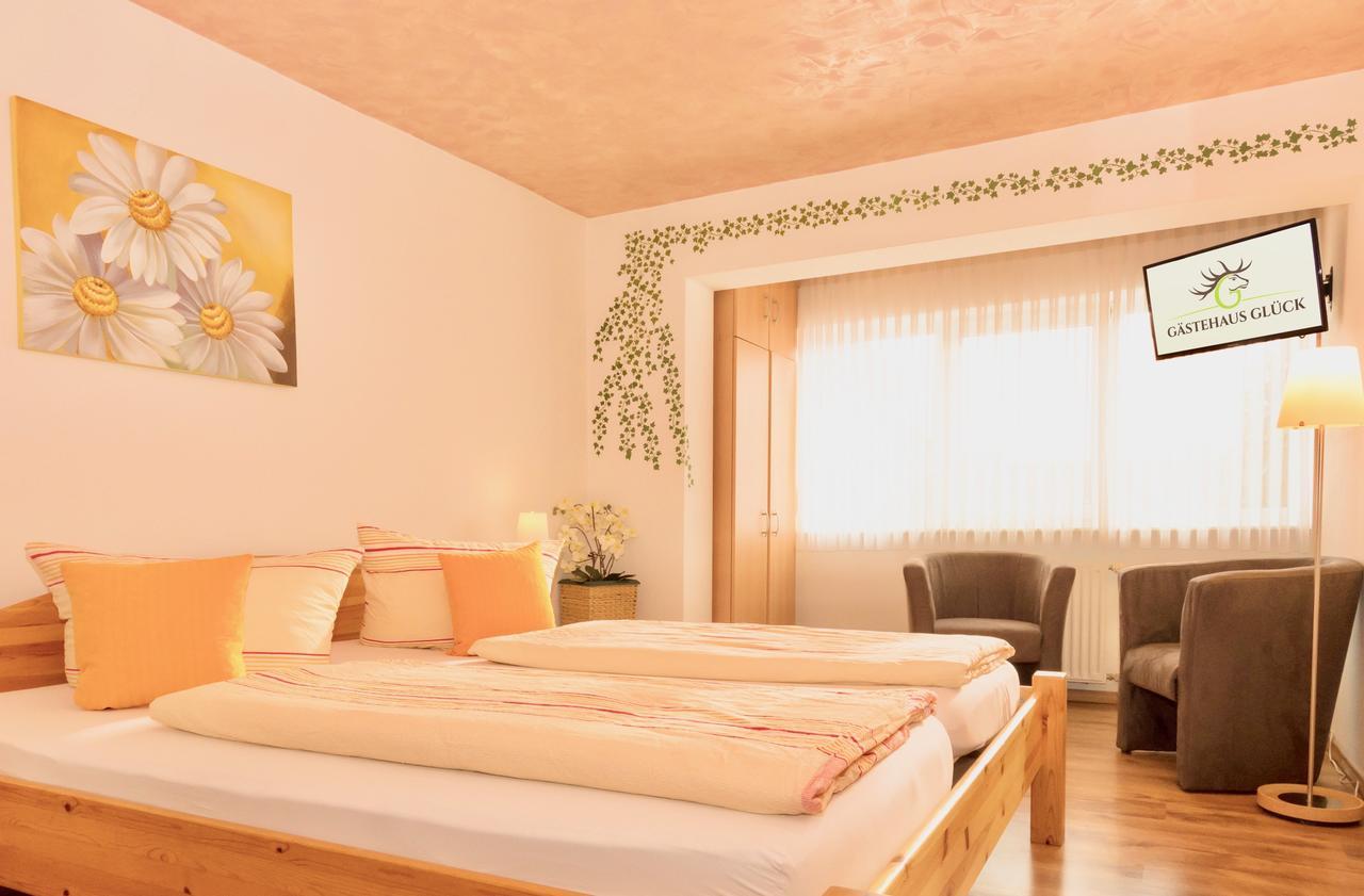 Gastehaus Gluck Wir Haben Immer Eintrittskarten Fur Den Europa-Park Fur Sie! Hotel Rust Kültér fotó